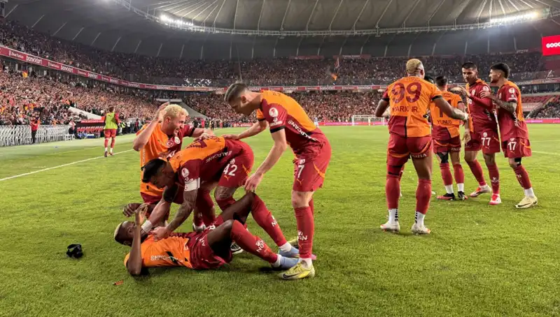 Galatasaray Şampiyonluk İçin Sahada: 1 Puan Yetiyor, Tüm Gözler Onlarda!