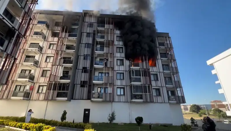 Çanakkale'de Büyük Korku: Şehir Yangınla Uyanınca Neler Oldu?