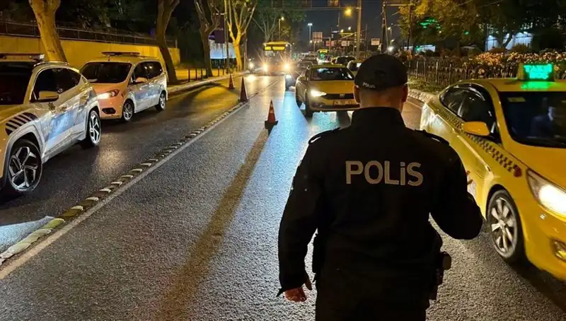 Huzur İstanbul Denetimleri: 1.500 Kişi Gözaltına Alındı