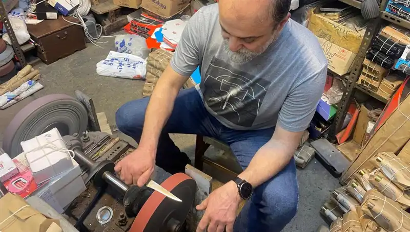 Enginar Bıçakçılarında Hasat Yoğunluğu: Alışkanlık ve El Becerisi Hatırlatıyor