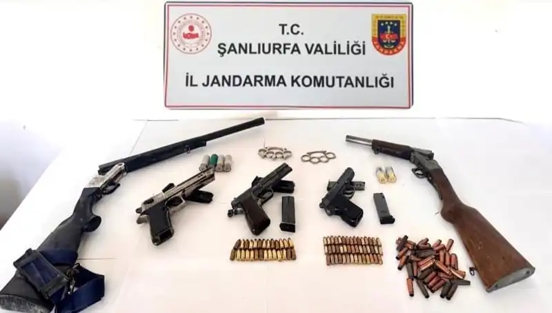 Şanlıurfa'da Ruhsatsız Silah Operasyonu: 5 Tutuklama
