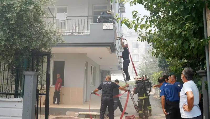 Arkadaş Kavgası Korkunç Bir Yangına Dönüştü: Daireler Alev Alev!