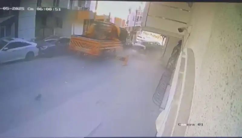 Kontrolden Çıkan Vinç, Olay Yerini Savaş Alanına Çevirdi
