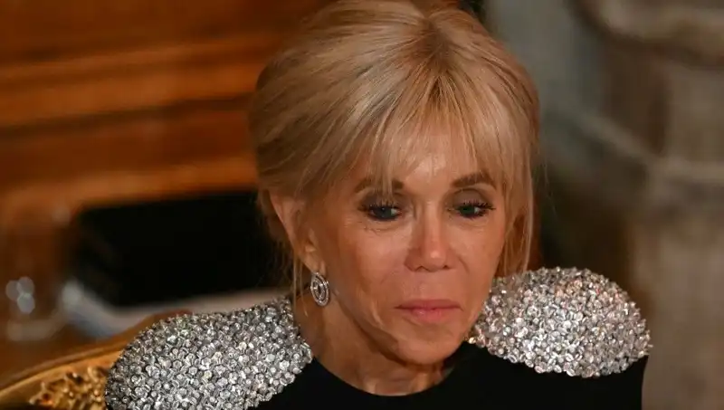First Lady Davasında Skandal: "Erkek Olarak Doğdu" İfadesine Beraat