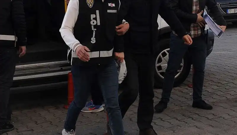 Samsun'da Uyuşturucu Operasyonu: İki Zanlı Yakayı Ele Verdi