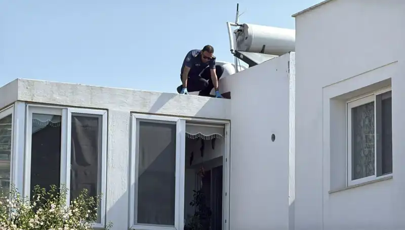 Bodrum’da Çatıdan Düşen Emekli Polis Hayatını Kaybetti